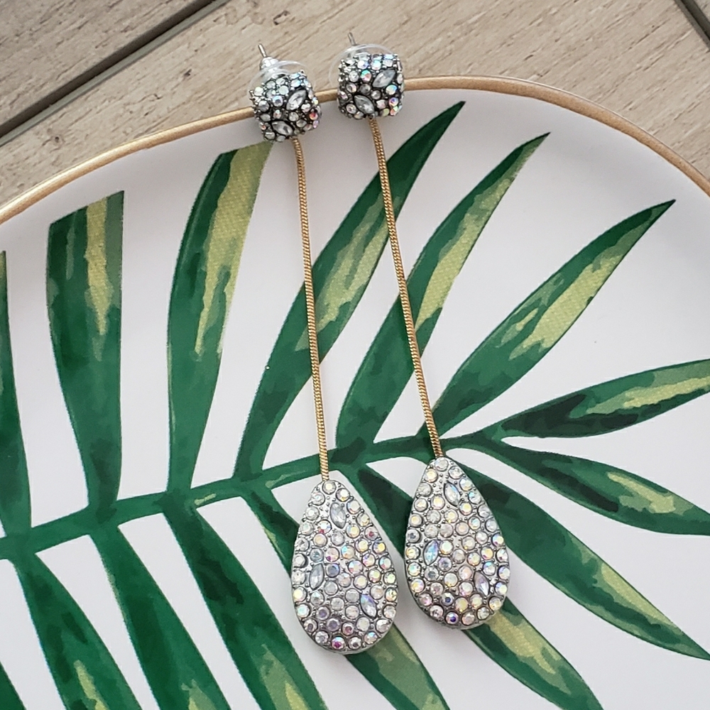 NWT Crystal drop dangling earrings